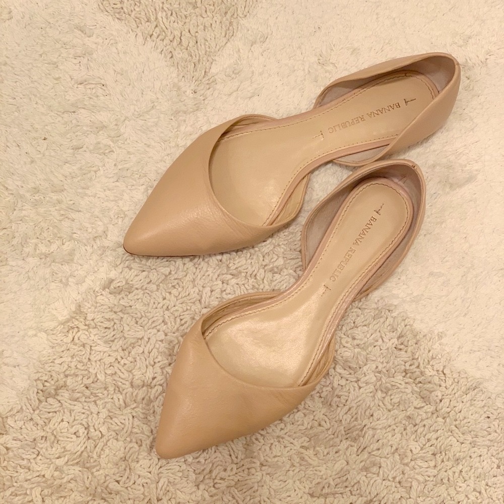 Banana Republic Blush Ballet Flats